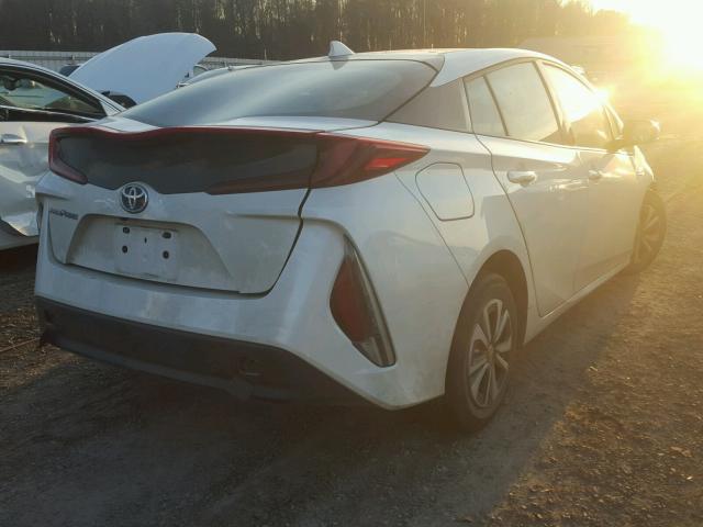 JTDKARFP9H3008204 - 2017 TOYOTA PRIUS PRIM 白色 照片 4