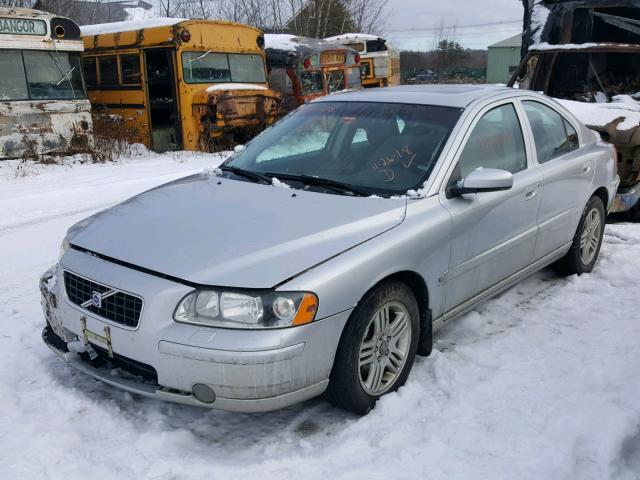 YV1RS592162535638 - 2006 VOLVO S60 2.5T SILVER photo 2