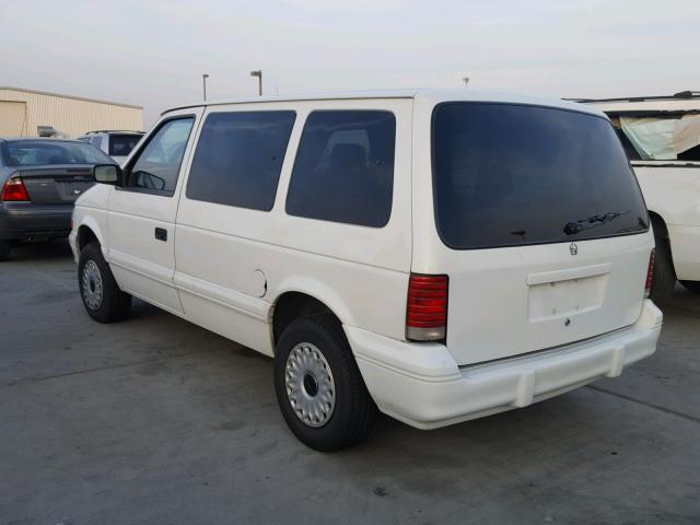 2P4GH2533RR771671 - 1994 PLYMOUTH VOYAGER WHITE photo 3