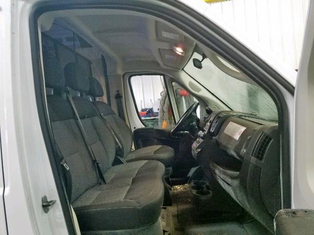 3C6URVHG8JE122532 - 2018 RAM PROMASTER 白色 照片 5
