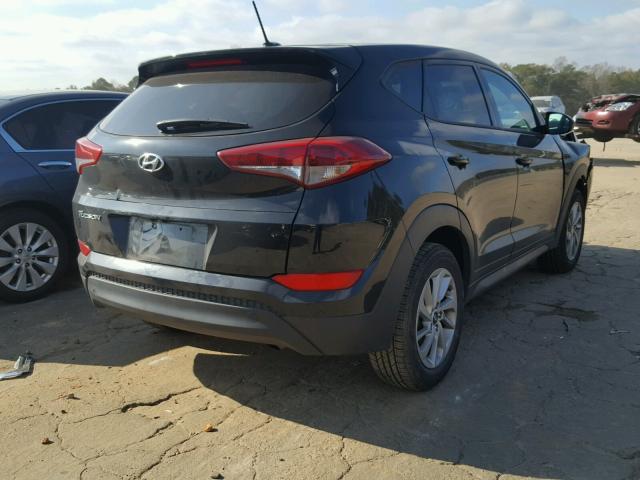 KM8J23A43HU330376 - 2017 HYUNDAI TUCSON SE BLACK photo 4