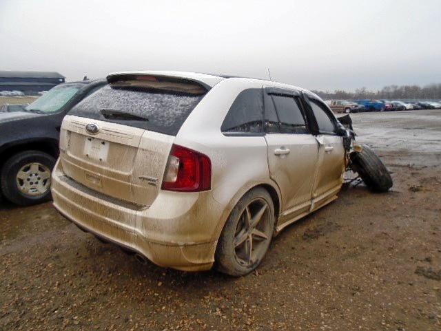 2FMDK4AK9DBA38670 - 2013 FORD EDGE SPORT WHITE photo 4