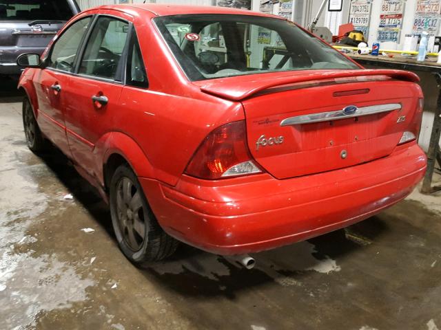 1FAFP383X2W267903 - 2002 FORD FOCUS ZTS RED photo 3