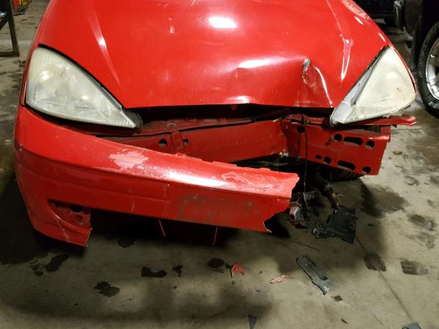 1FAFP383X2W267903 - 2002 FORD FOCUS ZTS RED photo 9