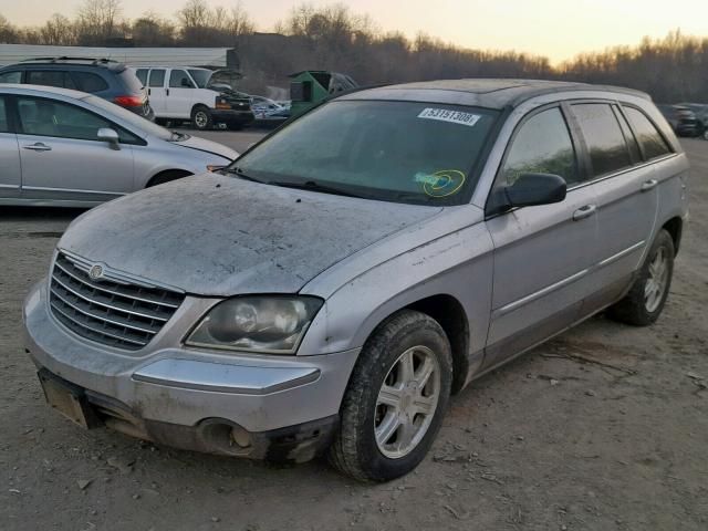 2C8GF68435R489271 - 2005 CHRYSLER PACIFICA T SILVER photo 2