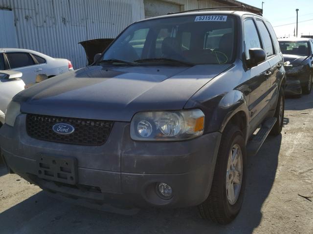 1FMCU95H55KC30287 - 2005 FORD ESCAPE HEV GRAY photo 2
