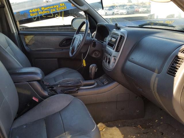 1FMCU95H55KC30287 - 2005 FORD ESCAPE HEV GRAY photo 5