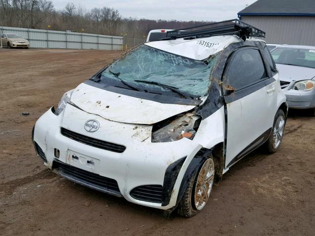 JTNJJXB04CJ016803 - 2012 TOYOTA SCION IQ WHITE photo 2