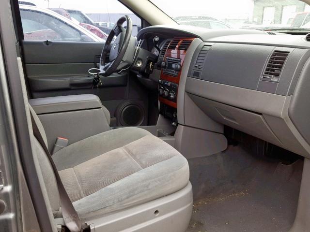 1D4HB48D75F538794 - 2005 DODGE DURANGO SL GRAY photo 5