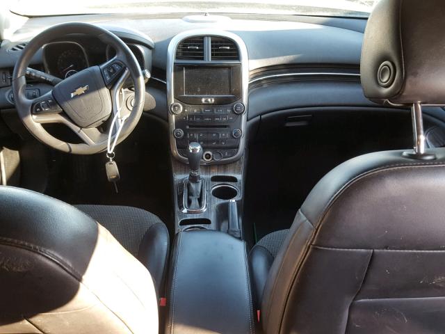 1G11C5SL4FF194255 - 2015 CHEVROLET MALIBU 1LT 银色 照片 9