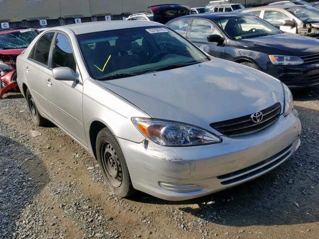 4T1BE32KX3U144058 - 2003 TOYOTA CAMRY LE/X SILVER photo 1