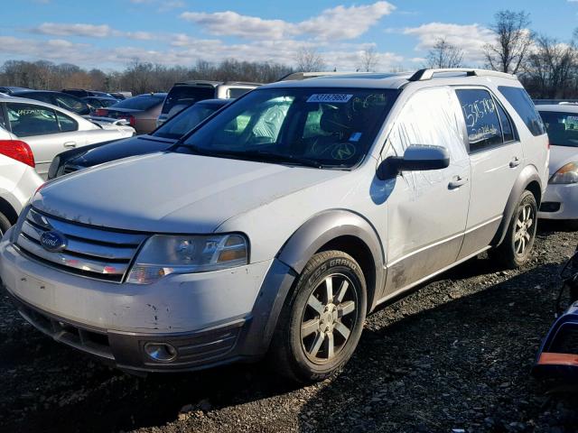 1FMDK05W98GA36552 - 2008 FORD TAURUS X S WHITE photo 2