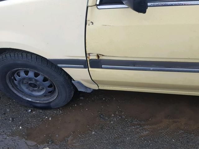 3MABM1157JR638132 - 1988 MERCURY TRACER YELLOW photo 9