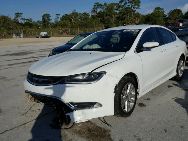 1C3CCCAB1GN194688 - 2016 CHRYSLER 200 LIMITE WHITE photo 2