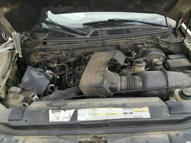 5LMPU28L8WLJ26927 - 1998 LINCOLN NAVIGATOR Бежевый фото 7