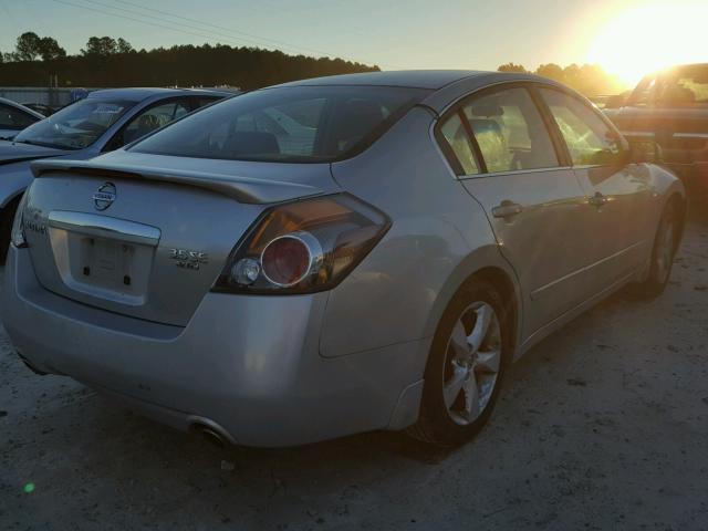 1N4BL21E77C151101 - 2007 NISSAN ALTIMA 3.5 SILVER photo 4