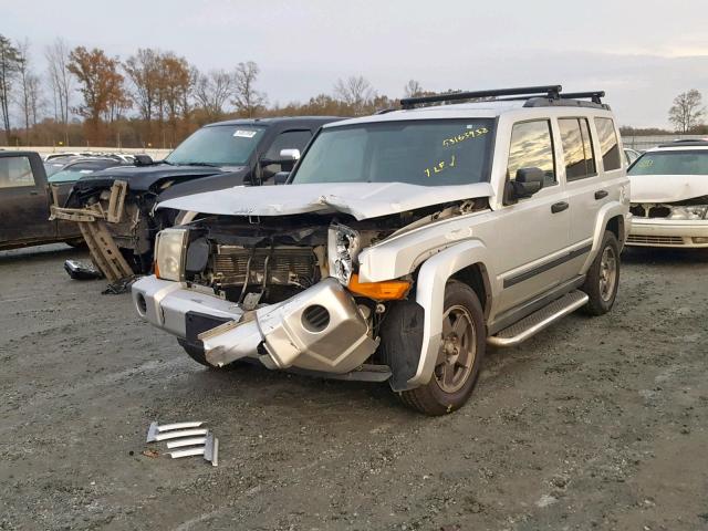 1J8HH48N36C226293 - 2006 JEEP COMMANDER SILVER photo 2