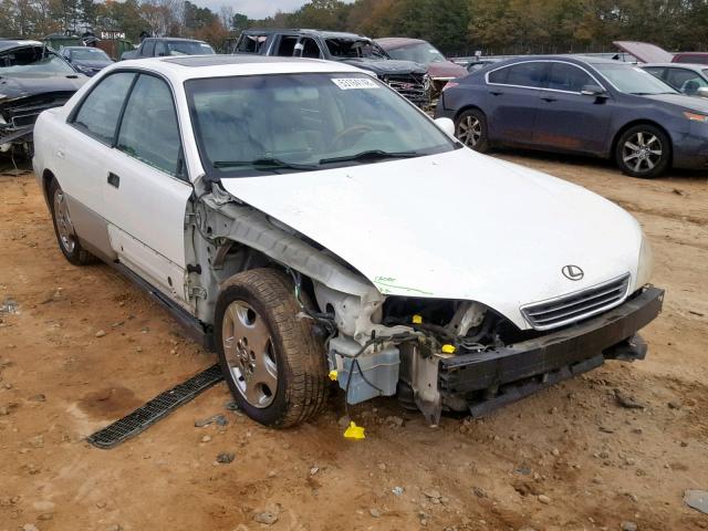 JT8BF28G410321737 - 2001 LEXUS ES 300 WHITE photo 1