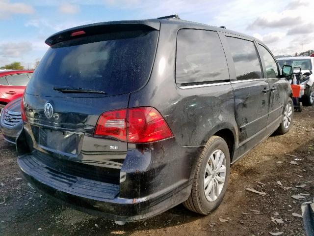 2C4RVABG4CR393536 - 2012 VOLKSWAGEN ROUTAN SE BLACK photo 4