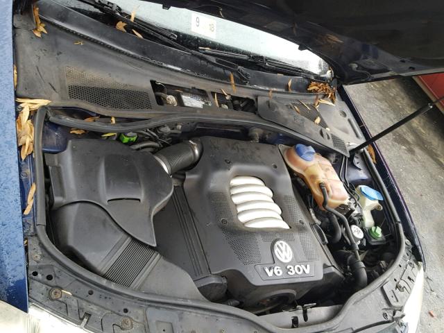 WVWRU63B95P000590 - 2005 VOLKSWAGEN PASSAT GLX 蓝色 照片 7