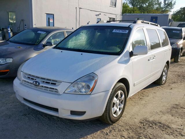 KNDMB233086220986 - 2008 KIA SEDONA EX WHITE photo 2