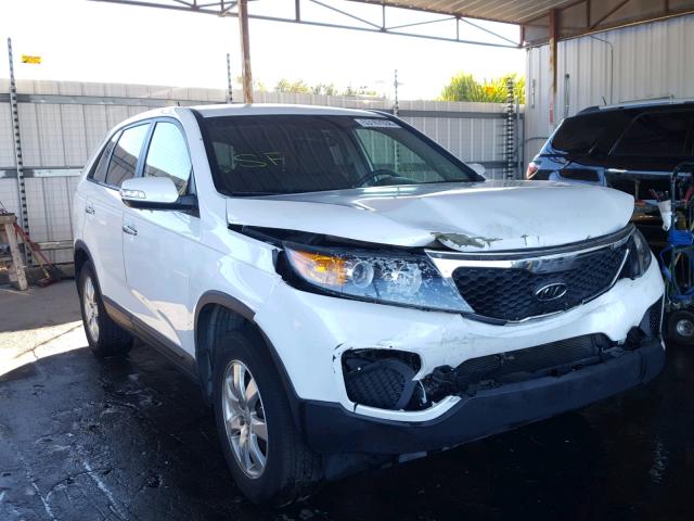 5XYKT3A1XDG371367 - 2013 KIA SORENTO LX WHITE photo 1