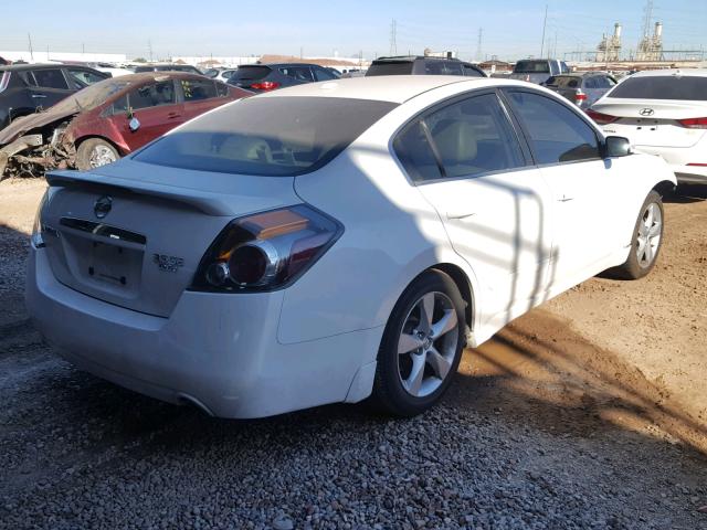 1N4BL21E67C157665 - 2007 NISSAN ALTIMA 3.5 WHITE photo 4