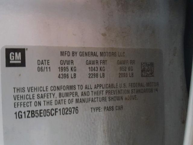 1G1ZB5E05CF102976 - 2012 CHEVROLET MALIBU LS 银色 照片 10