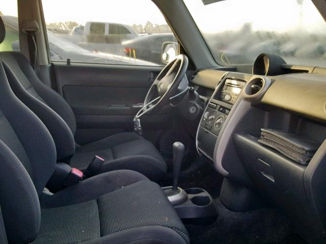 JTLKT324054003907 - 2005 TOYOTA SCION XB Ақ фото 5