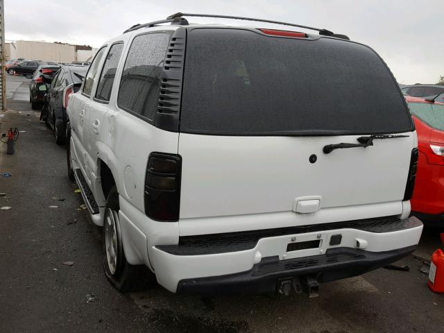 1GKEK63U42J267774 - 2002 GMC DENALI WHITE photo 3