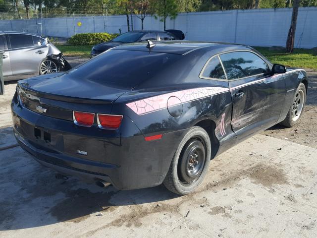 2G1FA1ED4B9120622 - 2011 CHEVROLET CAMARO LS BLACK photo 4