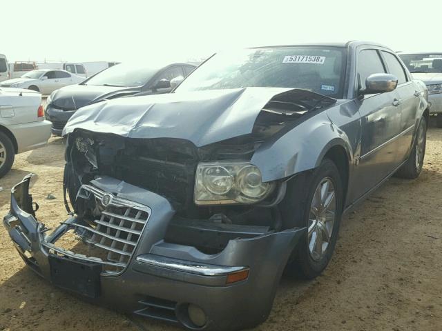 2C3KA63H97H894522 - 2007 CHRYSLER 300C GRAY photo 2