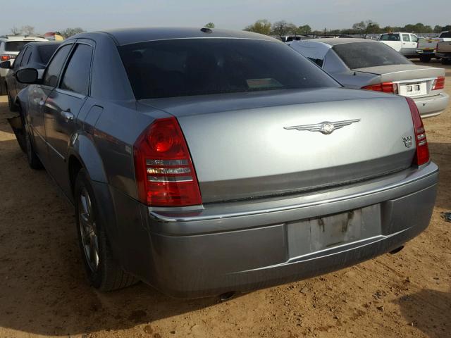 2C3KA63H97H894522 - 2007 CHRYSLER 300C GRAY photo 3