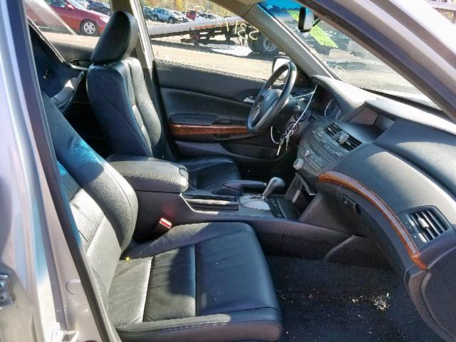 1HGCP2F87CA136594 - 2012 HONDA ACCORD EXL SILVER photo 5