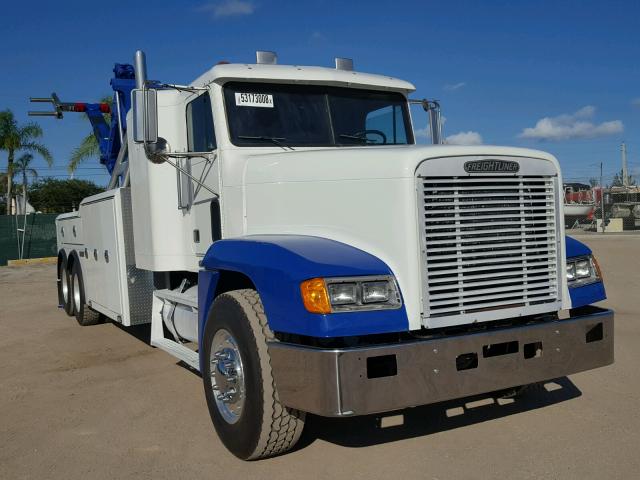 1FUJACA852LJ73448 - 2002 FREIGHTLINER CONVENTION TWO TONE photo 1