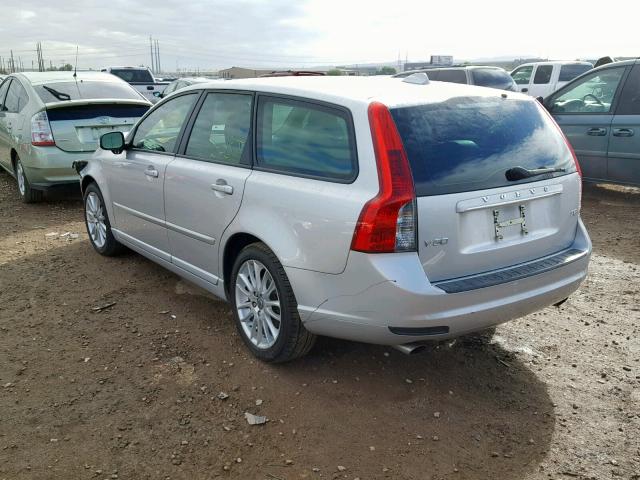 YV1672MW4B2637197 - 2011 VOLVO V50 T5 SILVER photo 3