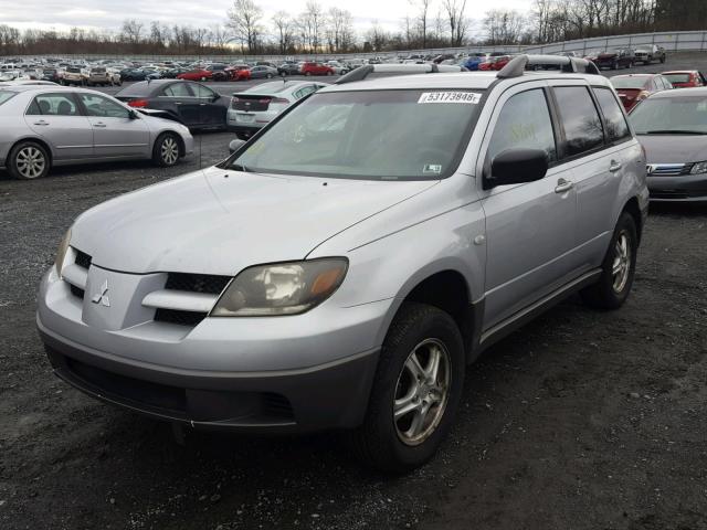 JA4LZ31G33U070499 - 2003 MITSUBISHI OUTLANDER SILVER photo 2