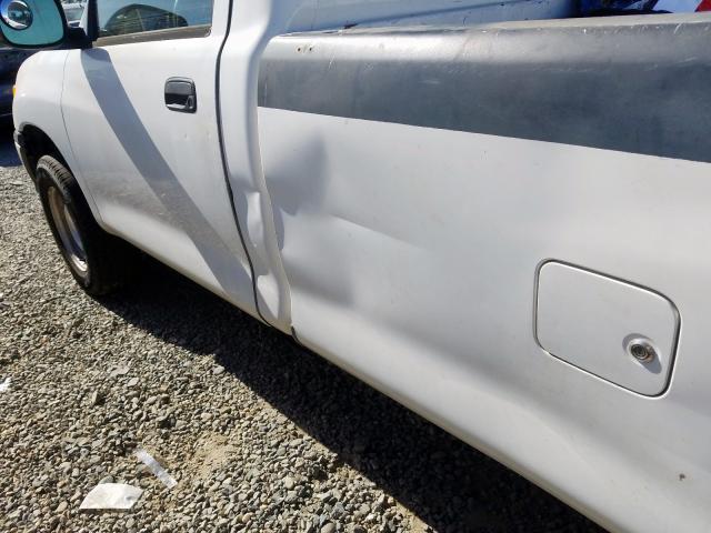 5TBJN32142S261251 - 2002 TOYOTA TUNDRA WHITE photo 9