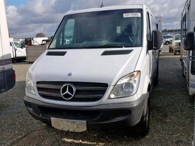 WD3PE7CC9C5624184 - 2012 MERCEDES-BENZ SPRINTER 2 WHITE photo 2