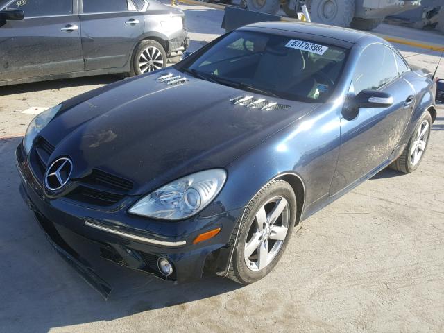 WDBWK54FX6F114186 - 2006 MERCEDES-BENZ SLK 280 BLUE photo 2