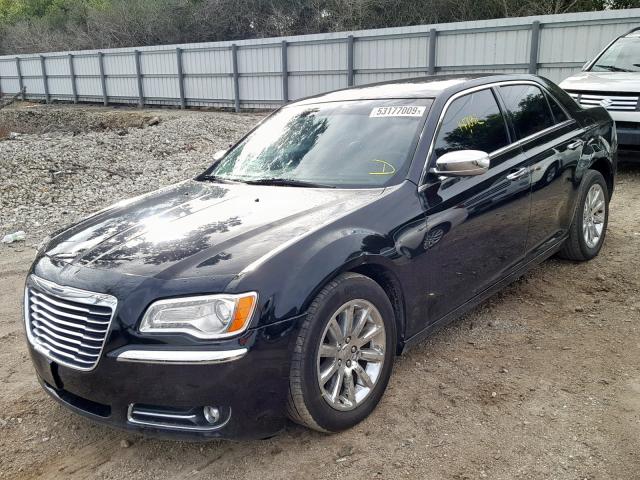 2C3CCAET8DH585168 - 2013 CHRYSLER 300C BLACK photo 2