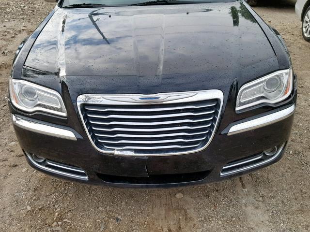 2C3CCAET8DH585168 - 2013 CHRYSLER 300C BLACK photo 9