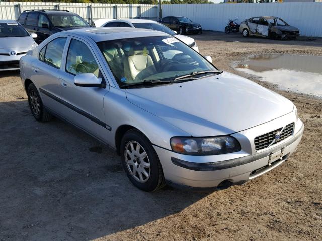 YV1RS61R222174378 - 2002 VOLVO S60 SILVER photo 1