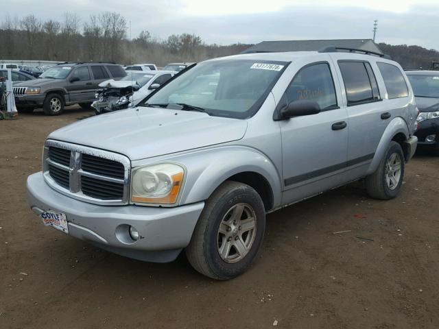 1D4HD48N56F102529 - 2006 DODGE DURANGO SL SILVER photo 2