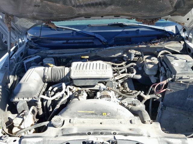 1D7HE48N25S330803 - 2005 DODGE DAKOTA QUA SILVER photo 7