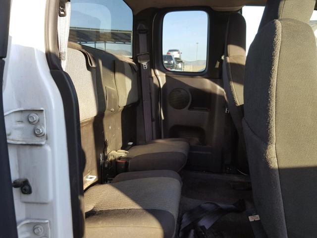 1GCCS399X88202268 - 2008 CHEVROLET COLORADO L WHITE photo 6