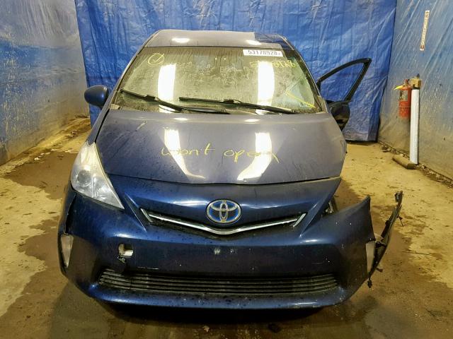 JTDZN3EU9E3318906 - 2014 TOYOTA PRIUS V BLUE photo 9