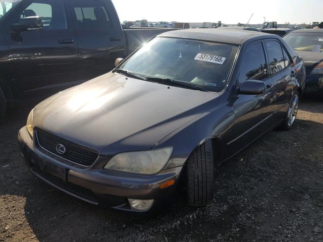 JTHBD192730074123 - 2003 LEXUS IS 300 GRAY photo 2