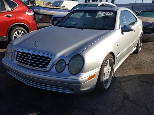 WDBLJ70G4XF078075 - 1999 MERCEDES-BENZ CLK 430 SILVER photo 2