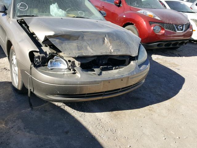 1FAHP55U02G207205 - 2002 FORD TAURUS SES TAN photo 9